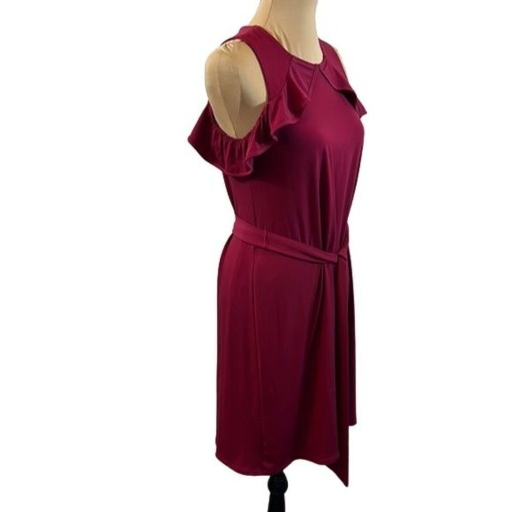 Ivanka Trump Dress Size Medium Raspberry Pink NWOT - Picture 10 of 13